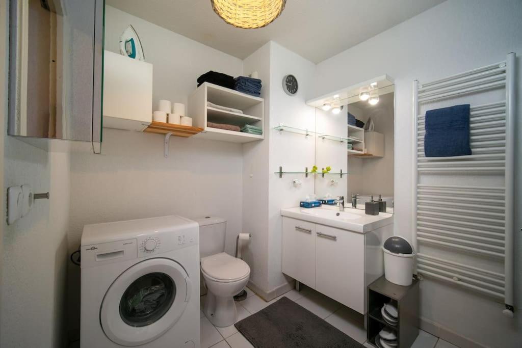 Fully Equipped Apartment With Terrace Sleeps 4 Marseille Eksteriør bilde