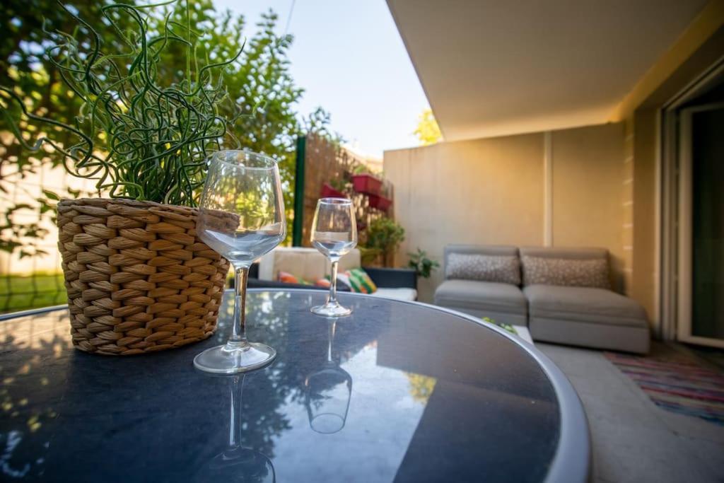 Fully Equipped Apartment With Terrace Sleeps 4 Marseille Eksteriør bilde