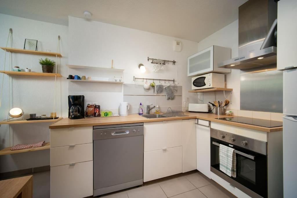 Fully Equipped Apartment With Terrace Sleeps 4 Marseille Eksteriør bilde
